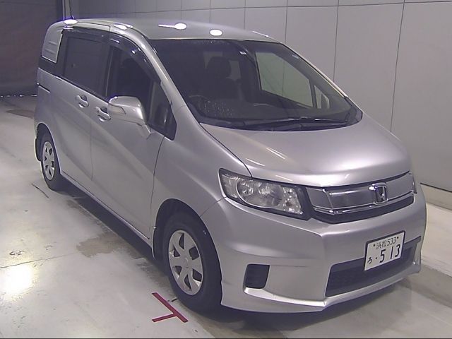 55247 Honda Freed spike GB3 2015 г. (Honda Nagoya)